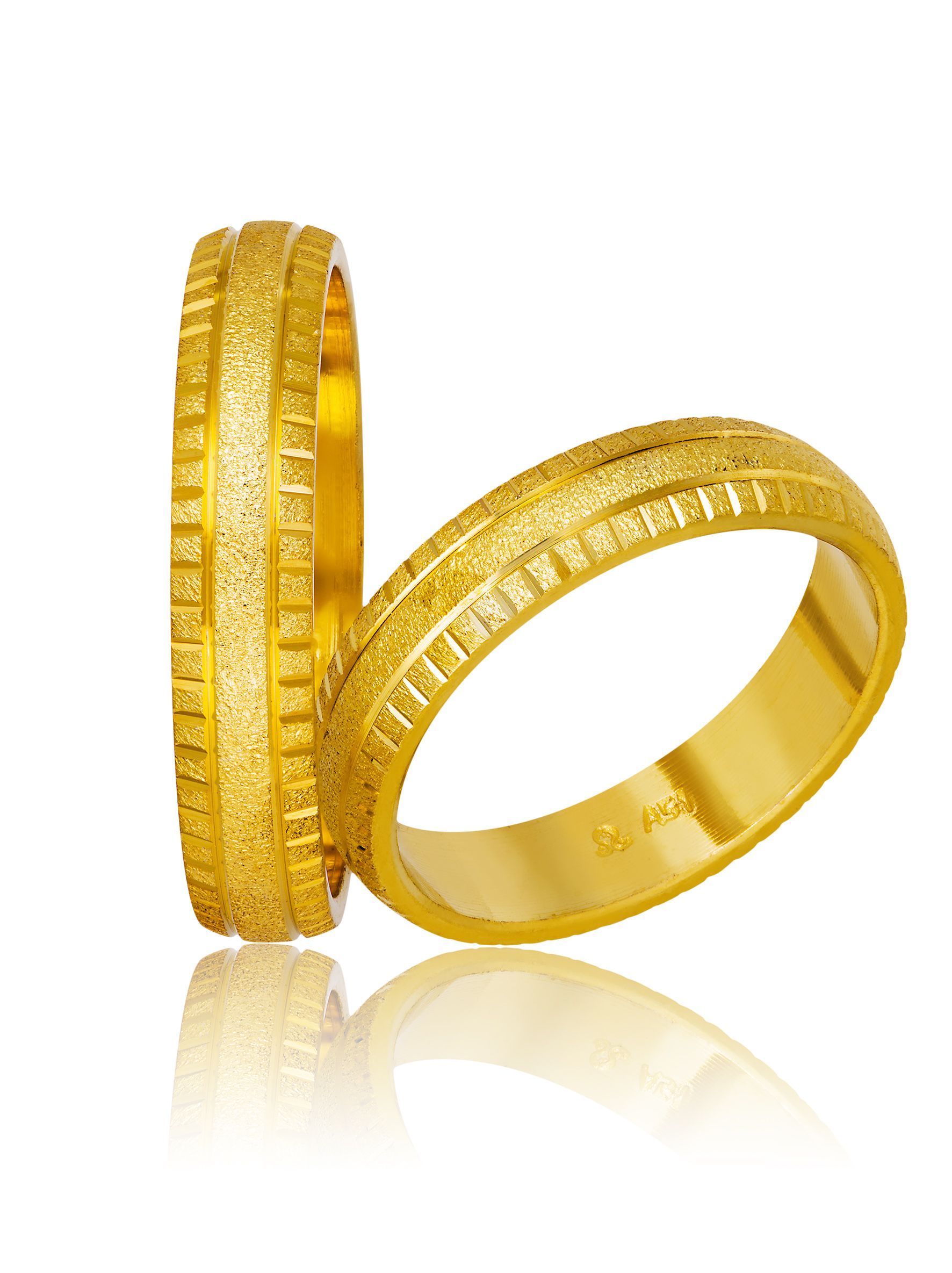 Βέρες γάμου απο ματ χρυσό 4.5mm (code 756)